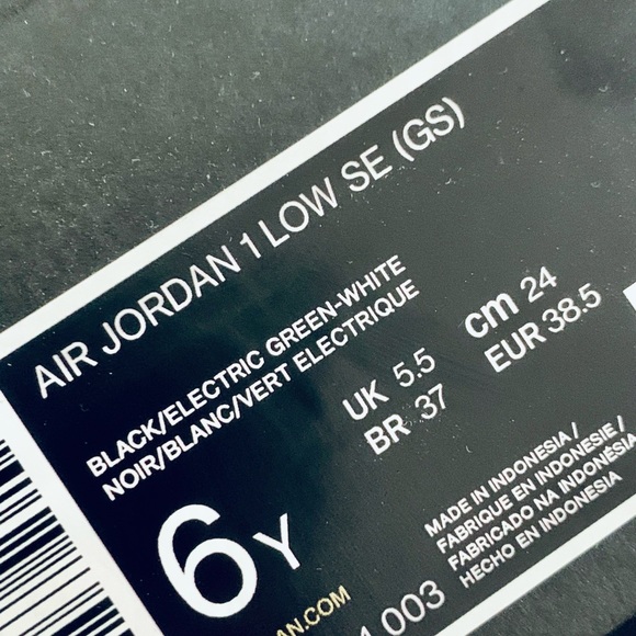 Nike Air Jordan 1 Low SE ‘Electric Green’ GS | Green/ White/Black | UK 5.5 - Picture 8 of 9